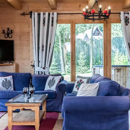 Dom Bajeczna Polana Jacuzzi Dağ evi